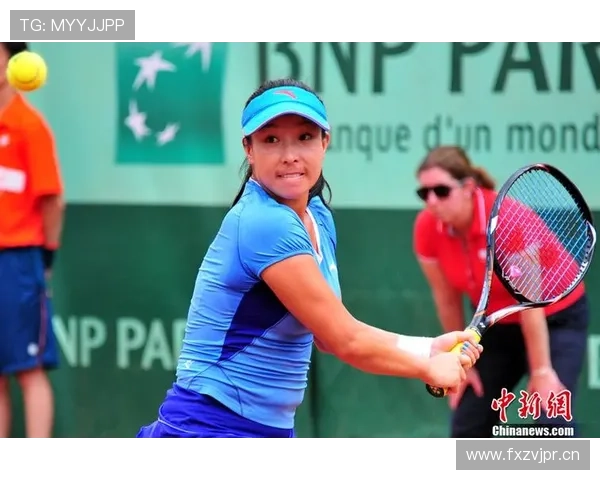 彭帅赛场上像指挥官，生活照却让人觉得她周末可能去菜市场，这反差有点上头